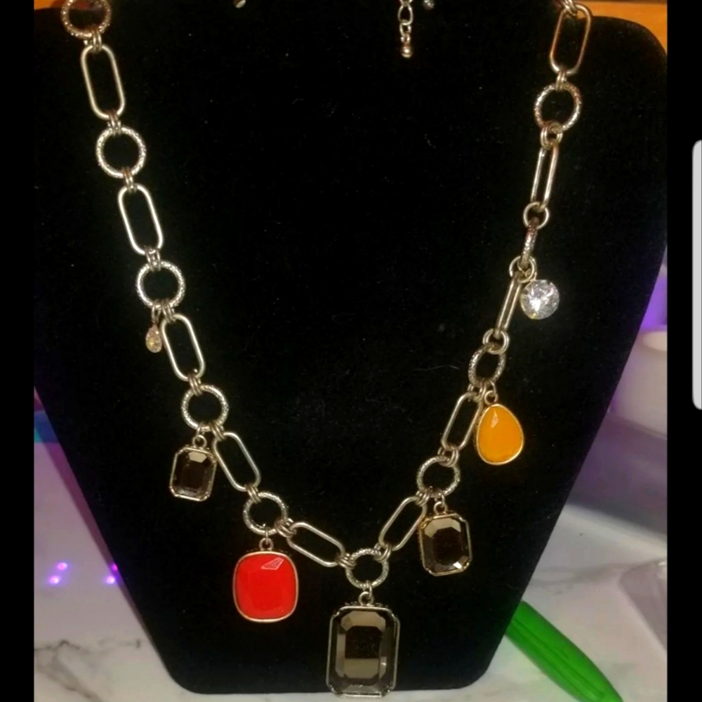 Lia sophia necklace